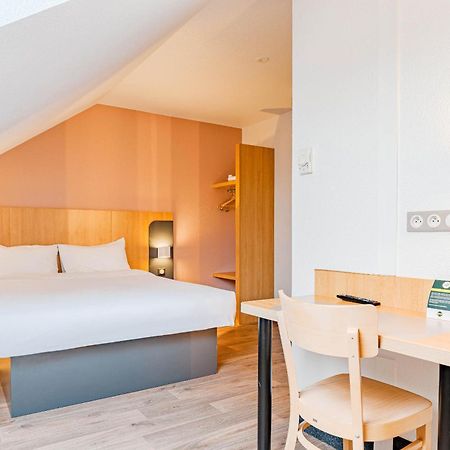 B&B Hotel Poitiers 3 Futuroscope Chasseneuil-du-Poitou Luaran gambar