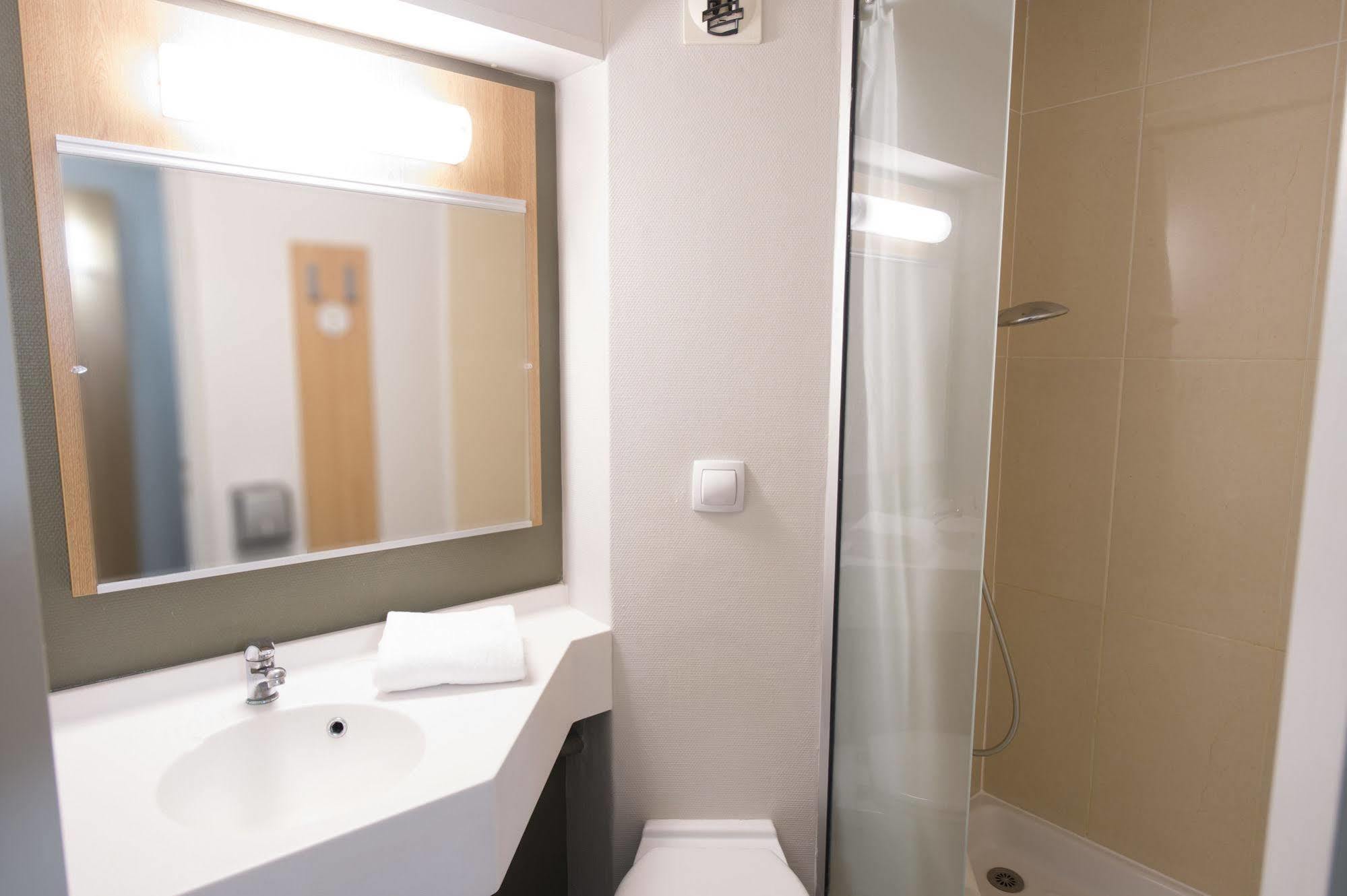 B&B Hotel Poitiers 3 Futuroscope Chasseneuil-du-Poitou Luaran gambar